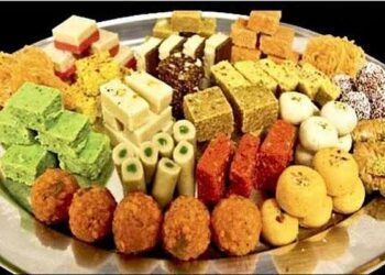 त्योहार आते ही सक्रिय हो जाते है मिलावट खोर, रहे सावधान !