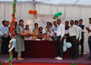 प्राचार्य के सम्मान में विदाई समारोह जिस जिले के छात्र रहे वहीं हुए सेवा निवृत्त