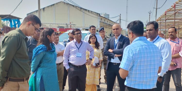 प्रेक्षकों ने मतगणना स्थल एवं स्ट्रांग रूम में सुरक्षा व्यवस्था सहित आवश्यक तैयारियों का लिया जायजा