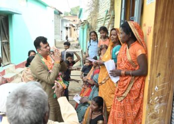 कांग्रेस प्रत्याशी संदीप साहू के जनसमपर्क आभियान में उमड़ रहा जनता का जन सैलाब 