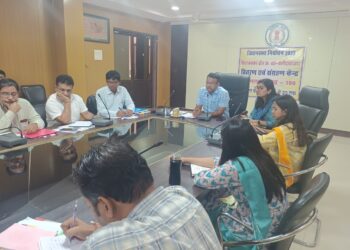 प्रचार अवधि समाप्ति के साथ बाहरी व्यक्तियों की निर्वाचन क्षेत्र में उपस्थिति पर प्रतिबंध – कलेक्टर