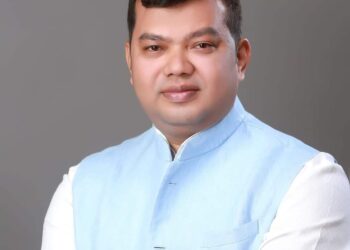 मतदाताओं का मिल रहा है समर्थन चुनाव में संदीप साहू का पलडा़ भारी   