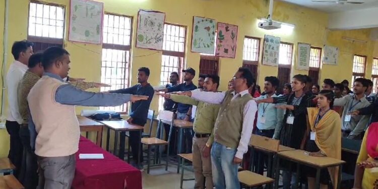 शासकीय महाविद्यालय लवन में विश्व एड्स दिवस मनाया गया