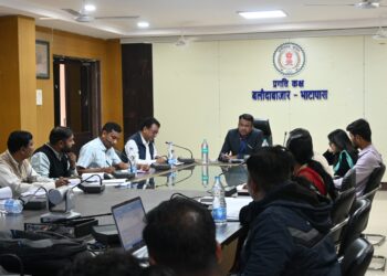 कलेक्टर ने की जल जीवन मिशन की समीक्षा,40 से अधिक ठेकेदारों को नोटिस जारी