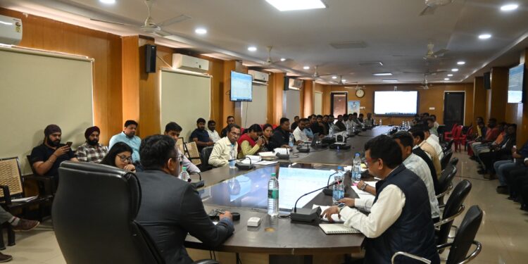 विदेश व्यापार को बढ़ावा देने जिले को निर्यात केंद्र के रूप में किया जाएगा स्थापित