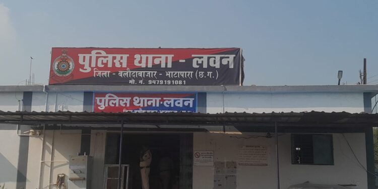 सरकार बदलते ही पुलिस आई एक्शन मोड़ पर, शराब पीने वाले 11 लोगो सहित शराब कोचियों पर की गई कार्रवाई