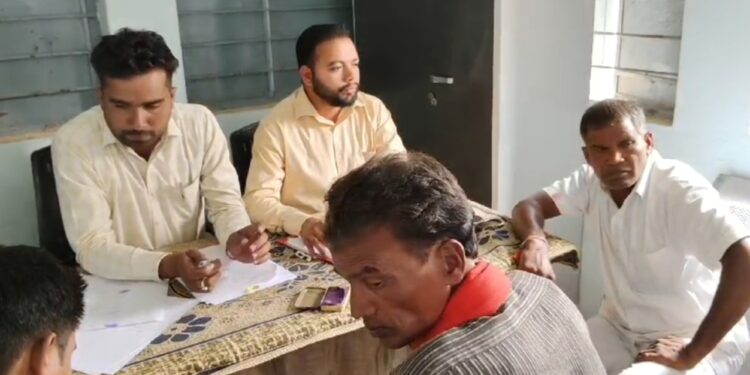 पहले हुआ ऑडियो वायरल, फिर शिकायत, अब जांच में पहुंचे अधिकारी