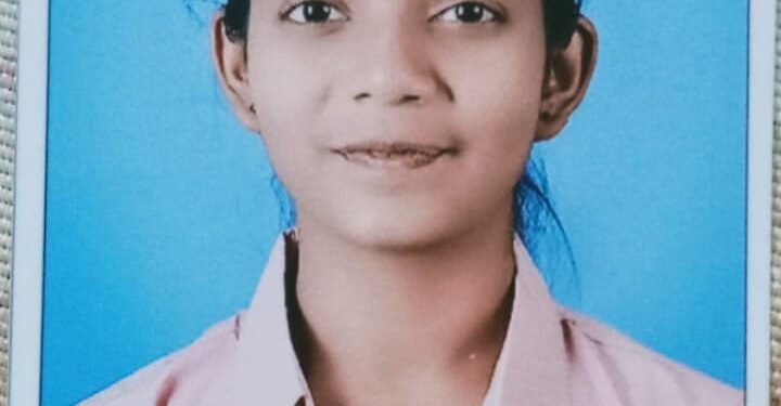 कुसुम ने साइंस कॉलेज रायपुर बी एस सी थर्ड सेमेस्टर में 90 प्रतिशत अंक लाकर किया समाज को गौरवान्वित