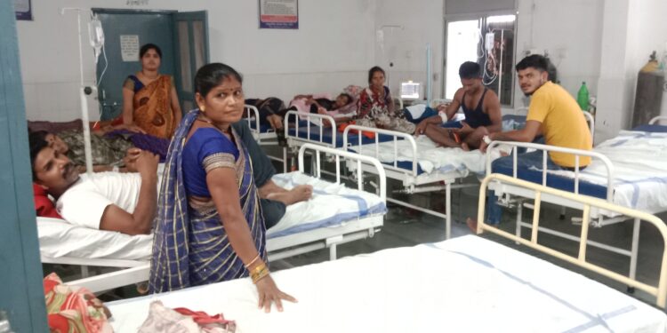 गर्मी बढ़ते ही अस्पताल में बढ़े मरीज