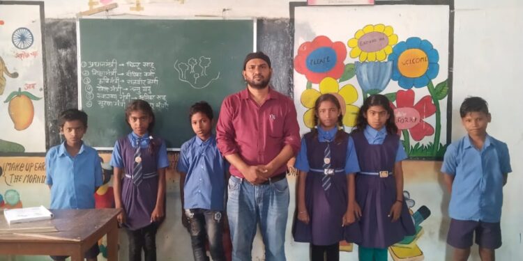 शासकीय प्राथमिक शाला अहिल्दा में बालसभा का गठन किया गया