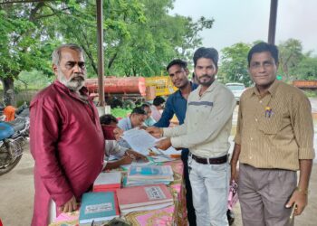 जनसमस्या निरावरण शिविर में 229 आवेदन प्राप्त हुए जिसमें 8 आवेदनों का किया गया निराकरण 