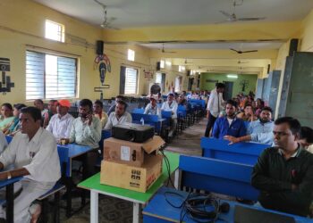 शासकीय हाई स्कूल लवन में पालकों शिक्षकों का मेगा बैठक का हुआ आयोजन