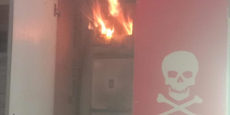 स्टेट बैंक में शार्ट सर्किट से लगी आग पर पाया काबू