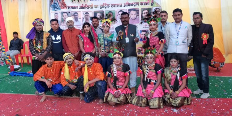 शिवानी डांस ग्रुप लैलूंगा ने मारी बाजी पहला ईनाम पर किया कब्जा 