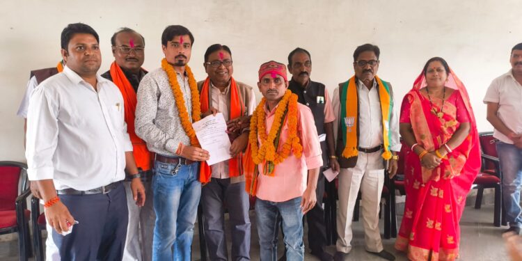 अनुपम बाजपेयी बने बीजेपी लवन मंडल अध्यक्ष