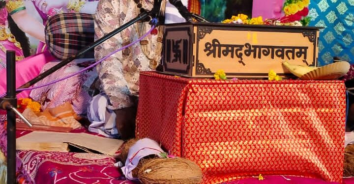 सती चरित्र व बालक ध्रुव की कथा सुन भाव-विभोर हुए श्रद्धालु