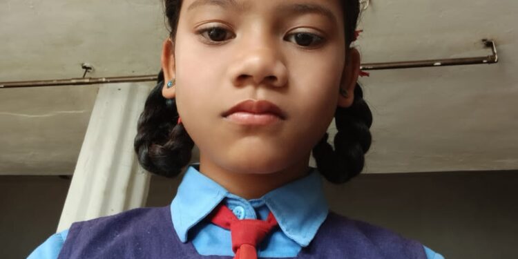 जवाहर नवोदय में चयन होने पर बेटियों को दी गई बधाई