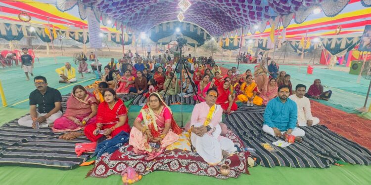 कथावाचक पंडित नागेंद्र पुरुषोत्तम प्रसाद चतुर्वेदी ने सुनाएं सती चरित्र के रोचक प्रसंग