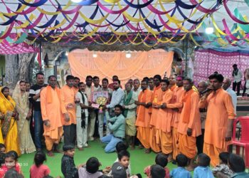 देवी जसगीत प्रतियोगिता महिला वर्ग में मुड़पार और पुरुष वर्ग में कोनारी को मिला पहला इनाम