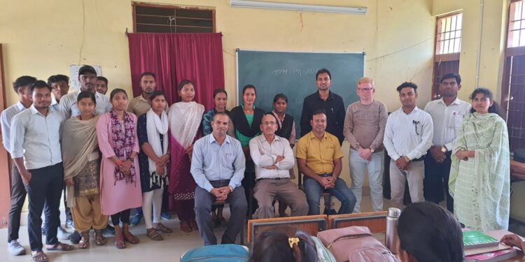 शासकीय महाविद्यालय लवन में सुशासन तिहार मनाया गया 