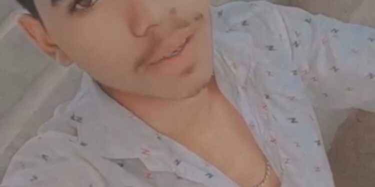 शादी कार्यक्रम से घर जा रहे युवक को अज्ञात वाहन ने कुचला, मौके पर हुई दर्दनाक मौत