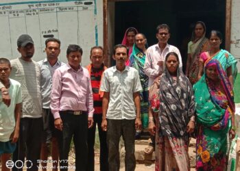 कोनारी में हितग्राहियों को मिला तीन माह का एकमुश्त चावल