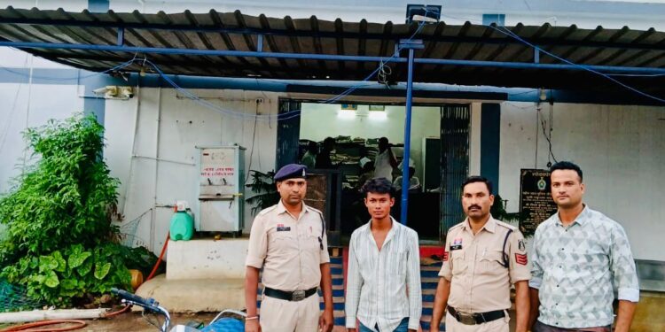 अवैध रूप से शराब बिक्री करने वाले एक आरोपी शराब कोचिया को गिरफ्तार कर भेजा गया जेल