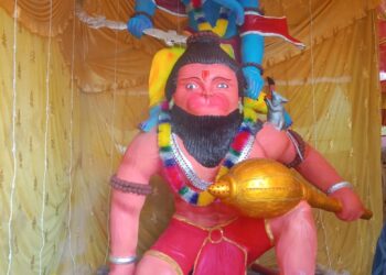 गणपति बप्पा मोरिया के जयकारों के बीच घर-घर विराजे गजानन