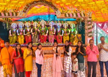 मां दूर्गा की प्रतिमाओं का किया गया विसर्जन