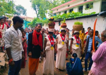 जोत-जवारा विसर्जन में माता के भक्तों का उमड़ा सैलाब