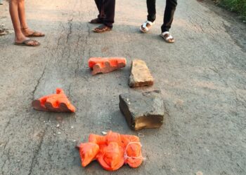 हनुमान की प्रतिमा को अज्ञात व्यक्ति ने किया खंडित ग्रामीणों में भारी आक्रोश