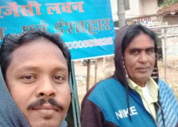 तड़के सुबह कोहरा, दिन में धूप, रात में कंपा रही ठंड