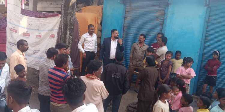 संयुक्त टीम ने  फुटकर व्यपारियो से 275 बोरीअवैध धान किया जब्त*