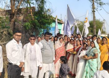 गुरू घासीदास बाबा की जयंती पर सरखोर में निकाली गई भव्य शोभायात्रा