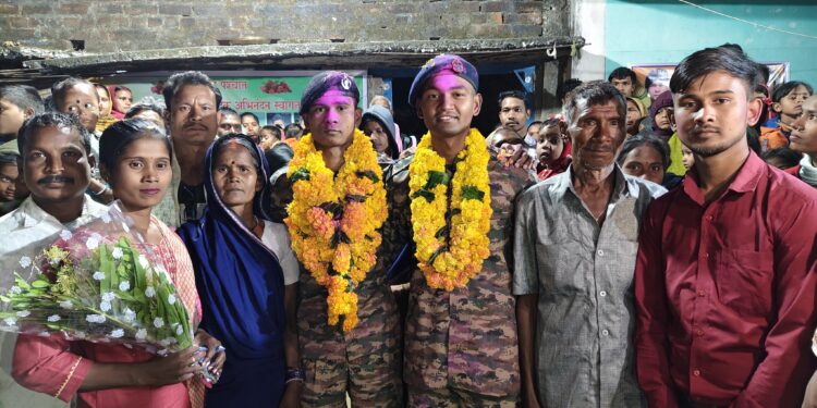 सेना से अग्निवीर ट्रेनिंग कर लौटे दो जवानों का ग्रामीणों ने किया स्वागत