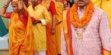 मुंडा में भव्य कलश यात्रा के साथ भागवत कथा का हुआ शुभारंभ