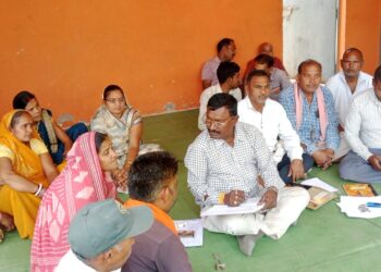 ग्राम पंचायत सकरी में हटरी बाजार की नीलामी ओमप्रकाश ध्रुव को मिला ठेका