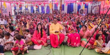 डमरू में आयोजित संगीतमय श्रीमद भागवत ज्ञान कथा में संसदीय सचिव शकुन्तला ने कहा कथा सुनने से मन को मिलती है शांति  