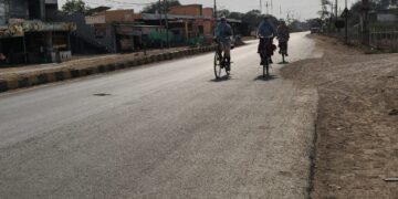 पारे की बढ़ती चाल से हाल हो रहे बेहाल, झुलसा रहे आग सी  गर्म हवाओं के थपेड़े 