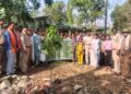 धमनी में छात्र छात्राओं को बताया गया पेड़ पौधों का महत्व 